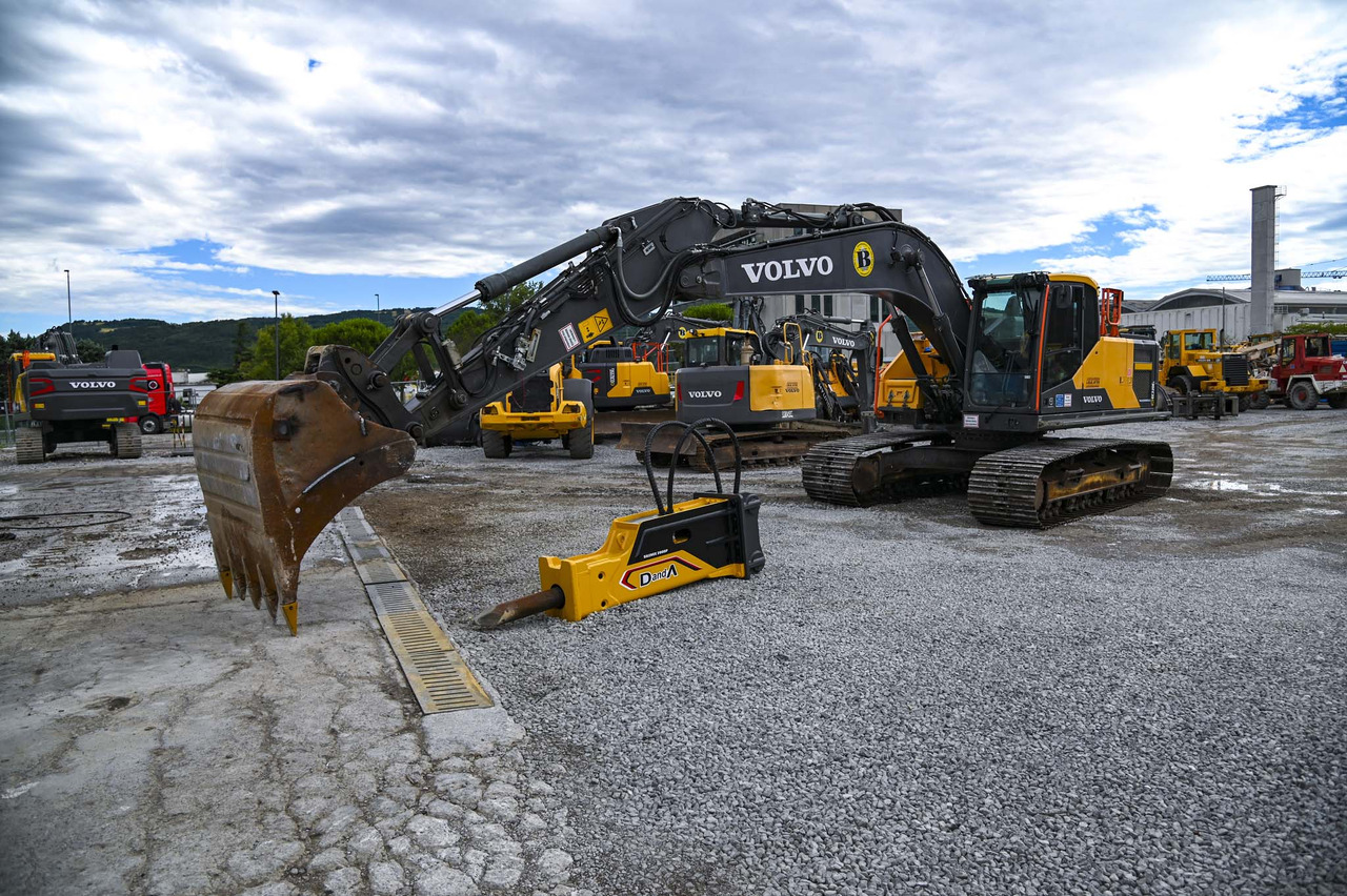 VOLVO EC220EL - Pásové rýpadlo: obrázok 2 VOLVO EC220EL - Pásové rýpadlo: obrázok 2