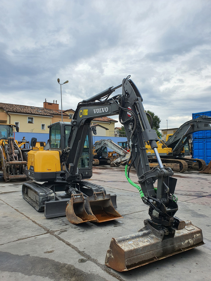 VOLVO EC60E - Mini rýpadlo: obrázok 5 VOLVO EC60E - Mini rýpadlo: obrázok 5