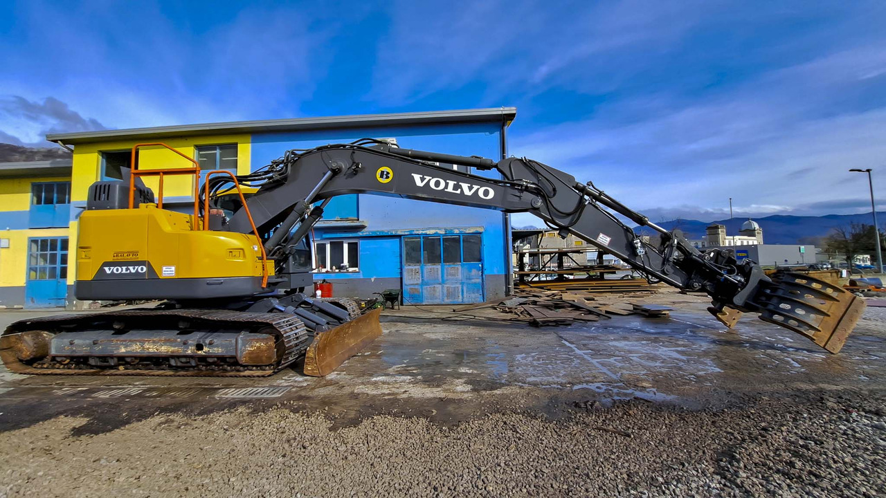 VOLVO ECR235EL - Pásové rýpadlo: obrázok 4 VOLVO ECR235EL - Pásové rýpadlo: obrázok 4
