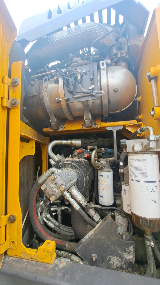 VOLVO EWR150E - Kolesové rýpadlo: obrázok 4 VOLVO EWR150E - Kolesové rýpadlo: obrázok 4