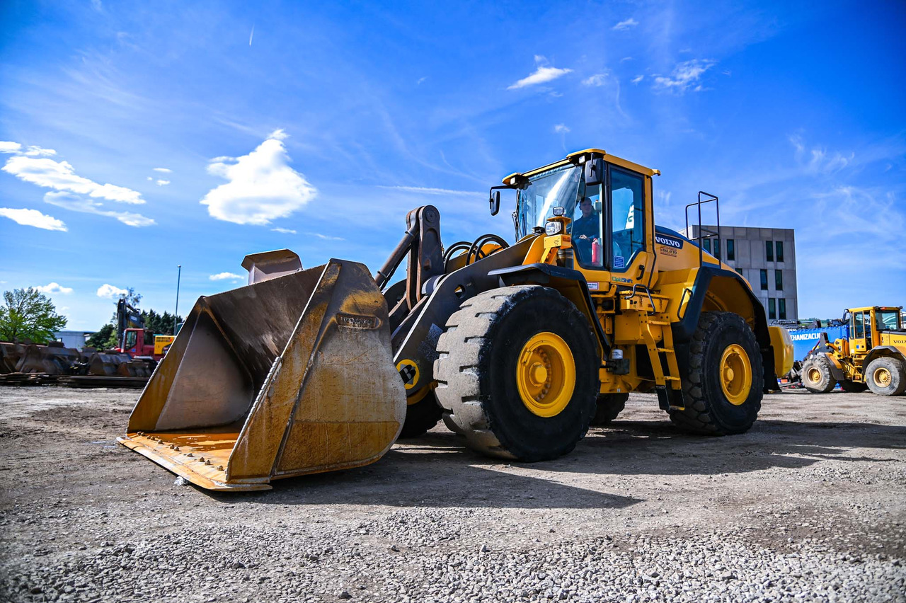 VOLVO L180H - Kolesový nakladač: obrázok 1 VOLVO L180H - Kolesový nakladač: obrázok 1