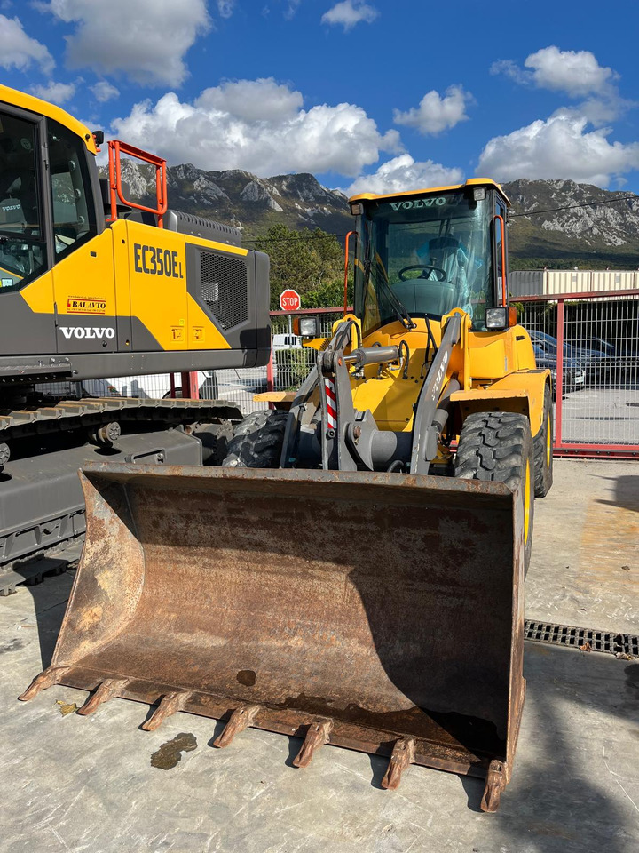 VOLVO L35B - Kolesový nakladač: obrázok 2 VOLVO L35B - Kolesový nakladač: obrázok 2