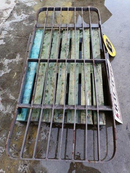 Volvo cabin guard 11298241 - Karoséria a exteriér pre Rýpadlo: obrázok 2 Volvo cabin guard 11298241 - Karoséria a exteriér pre Rýpadlo: obrázok 2