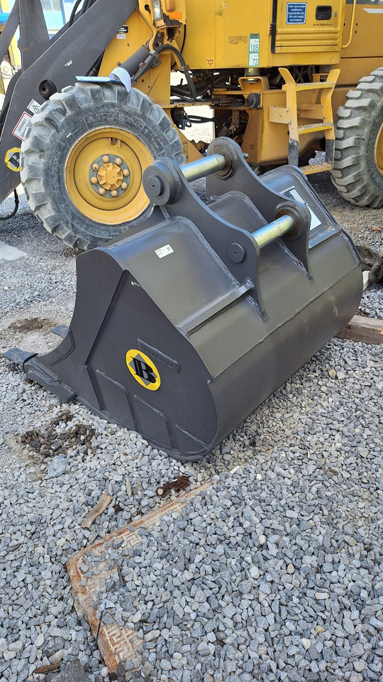 Volvo digging bucket 1200 mm UNI65 - Lyžica pre rýpadlo pre Rýpadlo: obrázok 3 Volvo digging bucket 1200 mm UNI65 - Lyžica pre rýpadlo pre Rýpadlo: obrázok 3