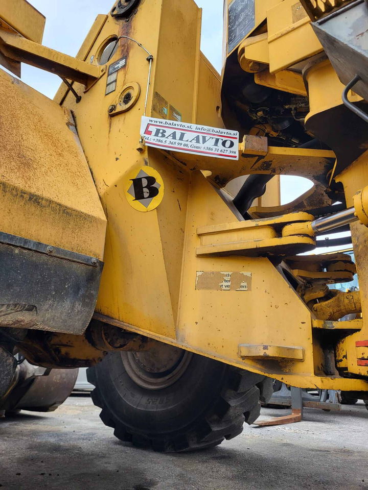 Volvo front frame - Rám/ Podvozok pre Nakladač: obrázok 1 Volvo front frame - Rám/ Podvozok pre Nakladač: obrázok 1