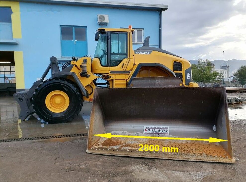 Volvo loader bucket 2800 mm - Nakladacia lyžica: obrázok 2 Volvo loader bucket 2800 mm - Nakladacia lyžica: obrázok 2