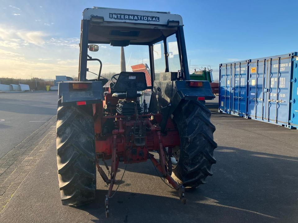 IHC 744 AS Allrad Frontlader Bastlerfahrzeug Sammlerstück Traktor - Traktor: obrázok 4 IHC 744 AS Allrad Frontlader Bastlerfahrzeug Sammlerstück Traktor - Traktor: obrázok 4