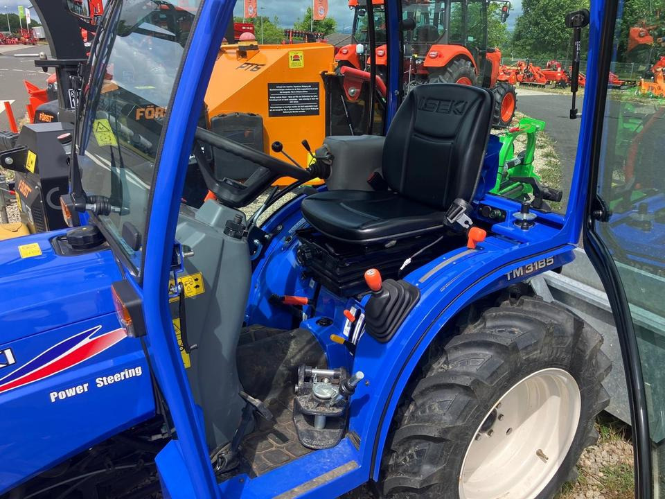 Iseki TM 3185 Kleintraktor Winterdienst - Vozidlo na odpratávanie snehu: obrázok 4 Iseki TM 3185 Kleintraktor Winterdienst - Vozidlo na odpratávanie snehu: obrázok 4