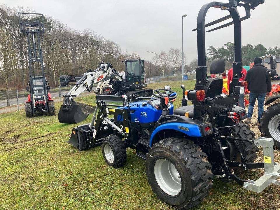 Kleintraktor Solis S26 Shuttle XL mit Frontlader - Kompaktný traktor: obrázok 2 Kleintraktor Solis S26 Shuttle XL mit Frontlader - Kompaktný traktor: obrázok 2