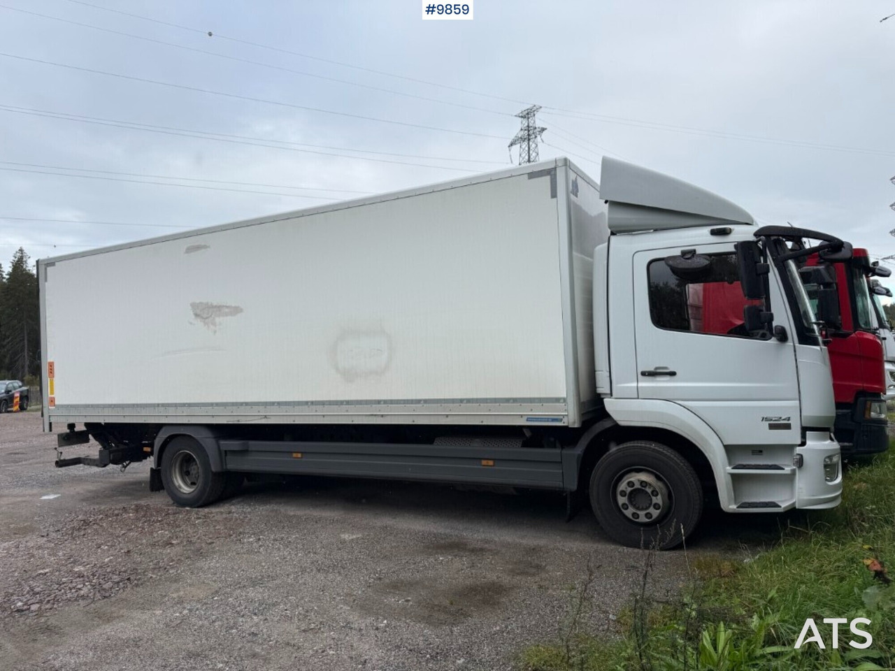 Box Truck Mercedes Benz Atego 1524 with openable side - Skříňový nákladní auto: obrázok 2 Box Truck Mercedes Benz Atego 1524 with openable side - Skříňový nákladní auto: obrázok 2