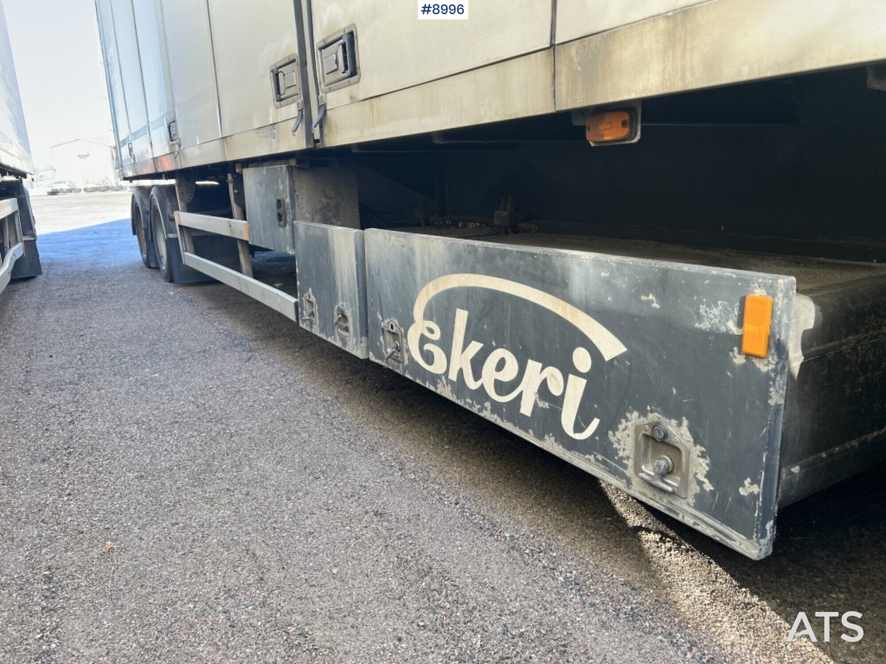 Box trailer EKERI L/L-4 - Príves skriňové: obrázok 3 Box trailer EKERI L/L-4 - Príves skriňové: obrázok 3