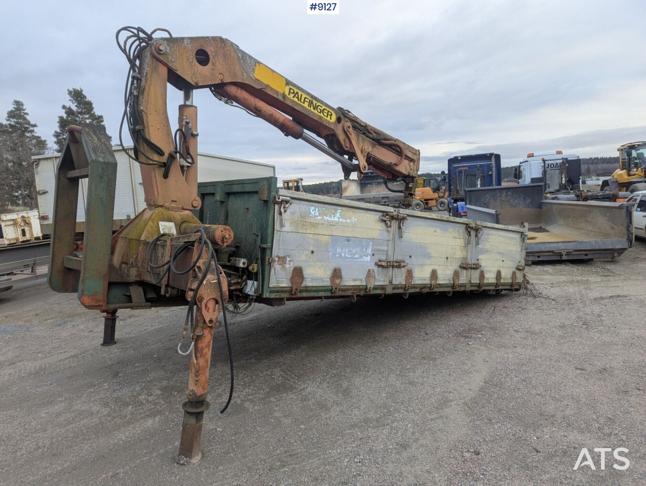 Crane flatbed Palfinger with rotator and bucket - Valníková nadstavba, Auto s hydraulickou rukou: obrázok 1 Crane flatbed Palfinger with rotator and bucket - Valníková nadstavba, Auto s hydraulickou rukou: obrázok 1