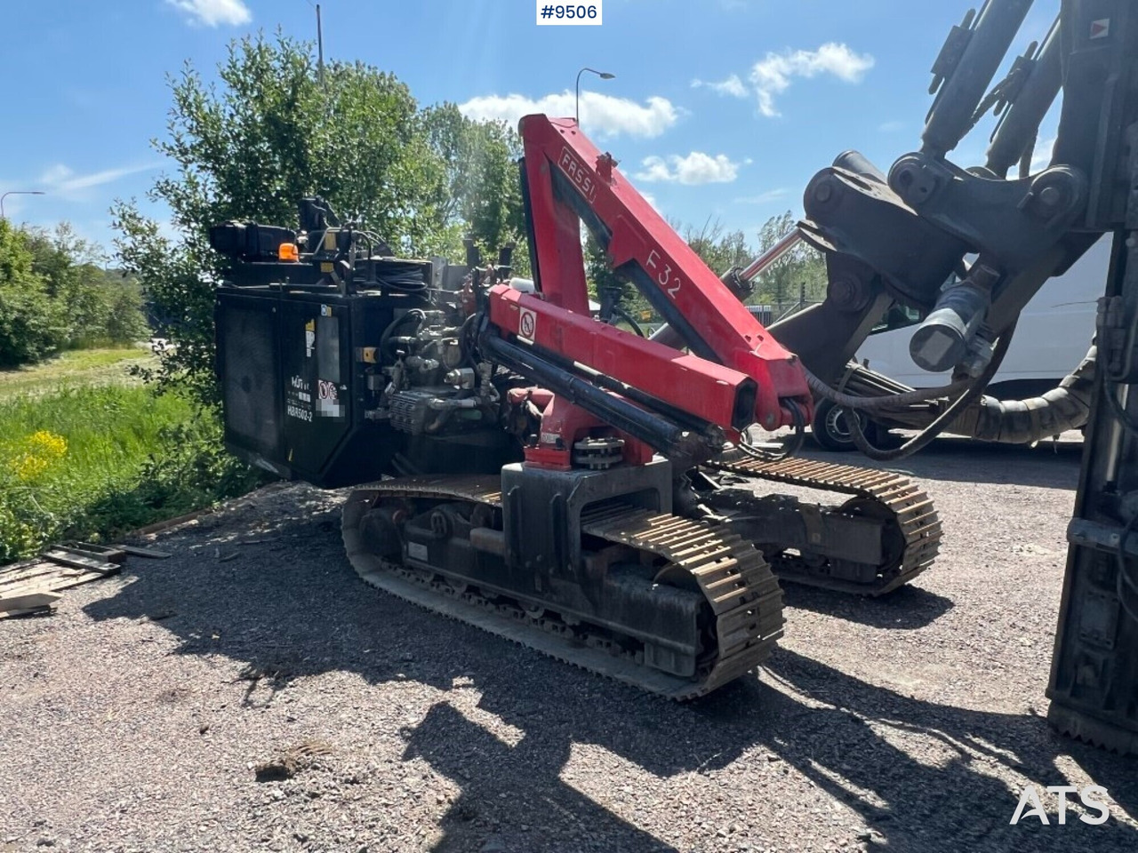 Drill rig Hütte with Fassi F32 crane - Vrtné príslušenstvo: obrázok 3 Drill rig Hütte with Fassi F32 crane - Vrtné príslušenstvo: obrázok 3
