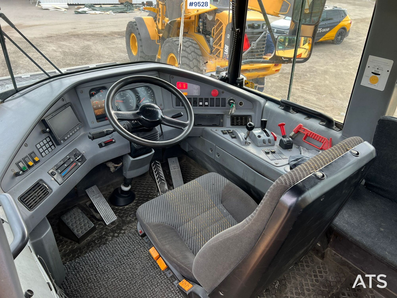 Dumper Volvo A25D 6X6 (SEE VIDEO) - Ťahačový kĺbový damper: obrázok 5 Dumper Volvo A25D 6X6 (SEE VIDEO) - Ťahačový kĺbový damper: obrázok 5