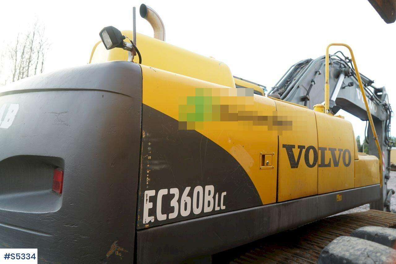 EXCAVATOR Volvo EC360 BLC WITH BUCKET - Rýpadlo: obrázok 3 EXCAVATOR Volvo EC360 BLC WITH BUCKET - Rýpadlo: obrázok 3