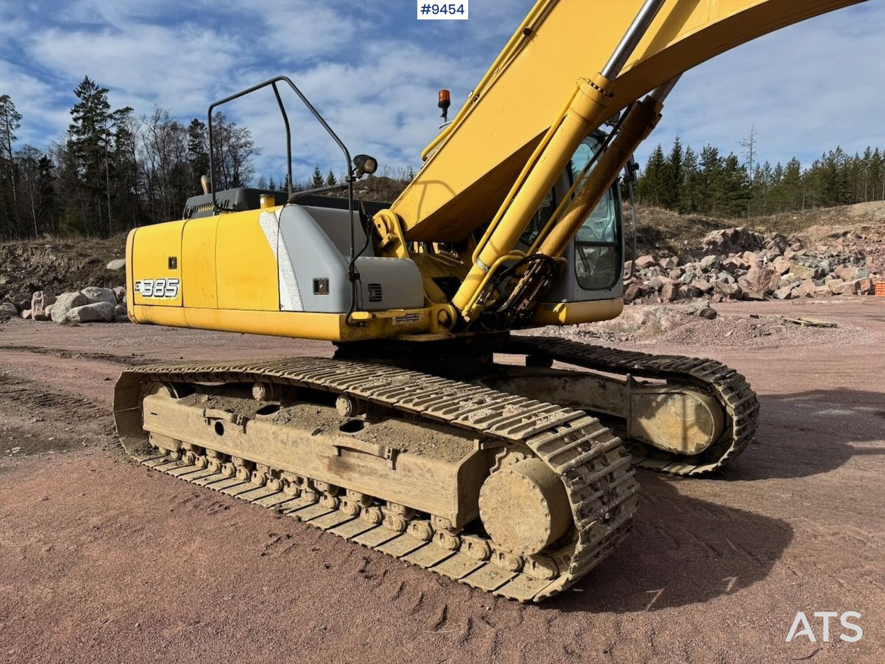 Excavator New Holland E385 - Pásové rýpadlo: obrázok 4 Excavator New Holland E385 - Pásové rýpadlo: obrázok 4