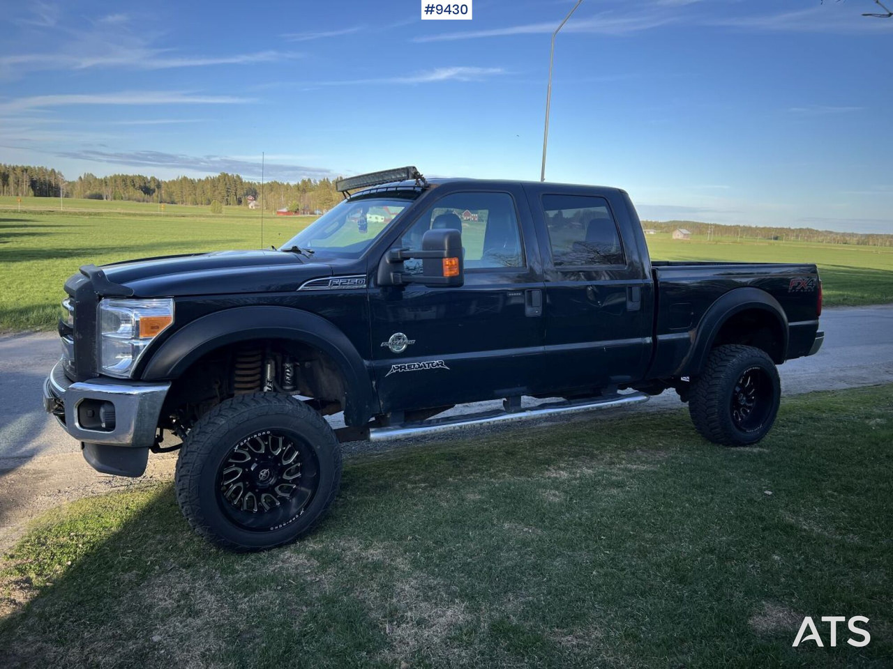 FORD F250 with sleddeck - C-REGGAD - Pick-up: obrázok 2 FORD F250 with sleddeck - C-REGGAD - Pick-up: obrázok 2