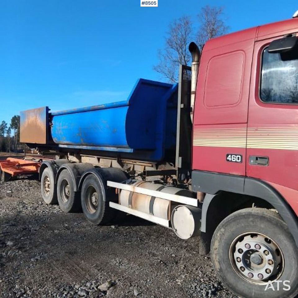 Hook Truck Volvo FH 12 6x4 Tridem with gravel flatbed(VIDEO) - Hákový nosič kontajnerov: obrázok 2 Hook Truck Volvo FH 12 6x4 Tridem with gravel flatbed(VIDEO) - Hákový nosič kontajnerov: obrázok 2