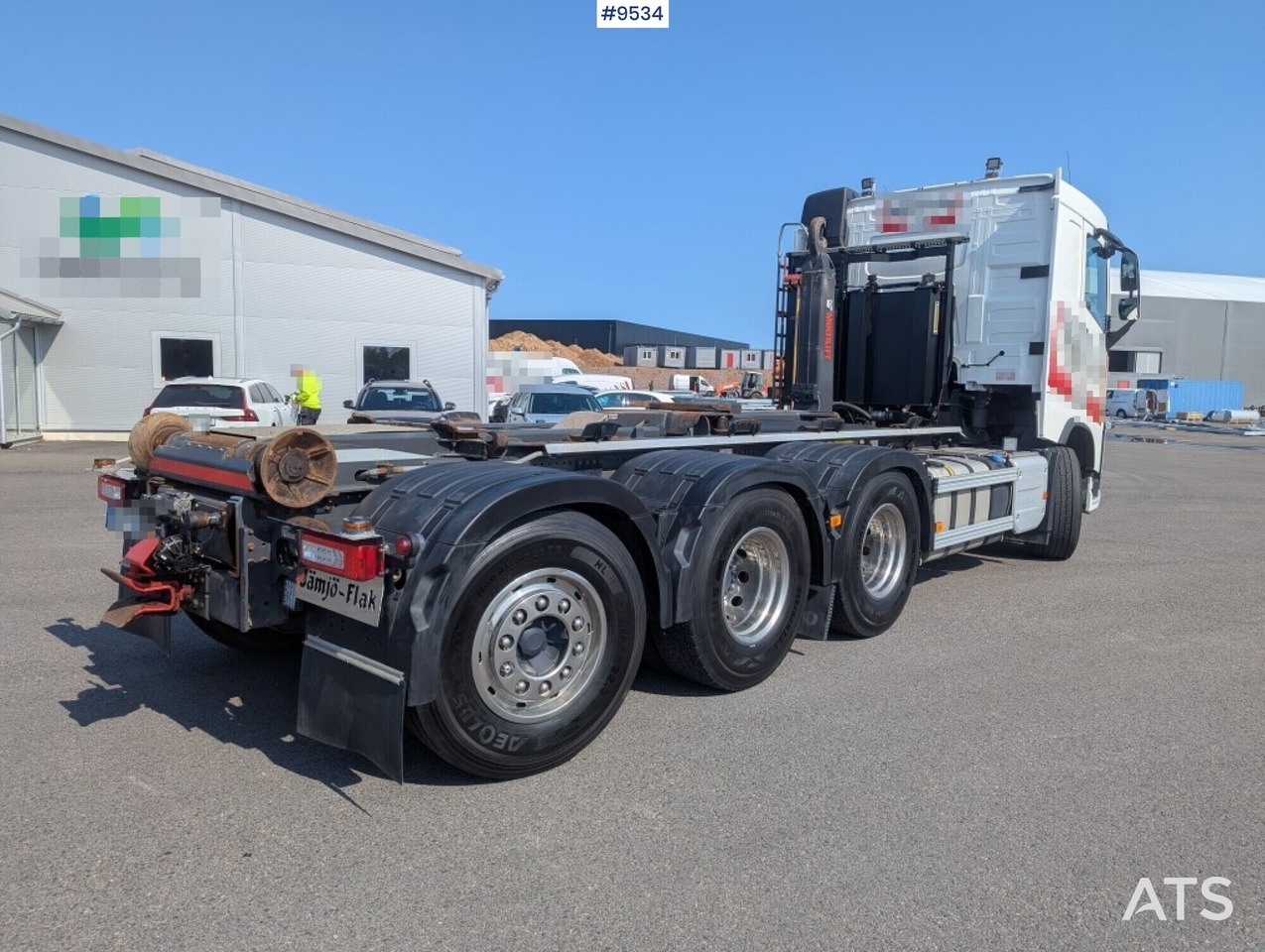 Hooklift Truck Volvo FH540 8x4 (SEE VIDEO) - Hákový nosič kontajnerov: obrázok 3 Hooklift Truck Volvo FH540 8x4 (SEE VIDEO) - Hákový nosič kontajnerov: obrázok 3