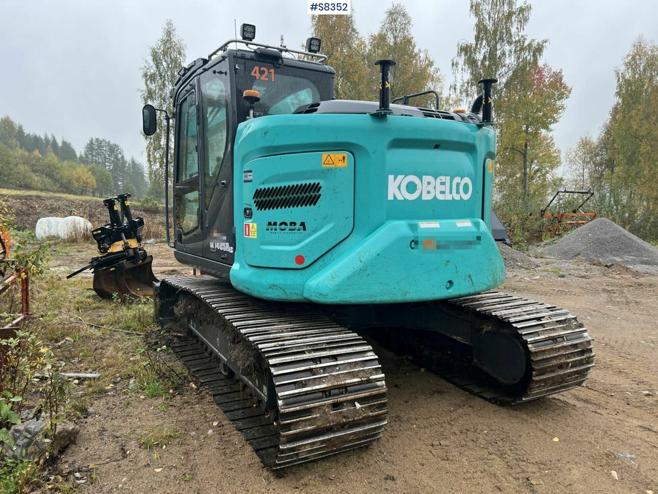 KOBELCO SK140 SRLC-7 with Trejon Cutting unit and Engcon tiltrotator (SEE VIDEO) - Pásové rýpadlo: obrázok 3 KOBELCO SK140 SRLC-7 with Trejon Cutting unit and Engcon tiltrotator (SEE VIDEO) - Pásové rýpadlo: obrázok 3