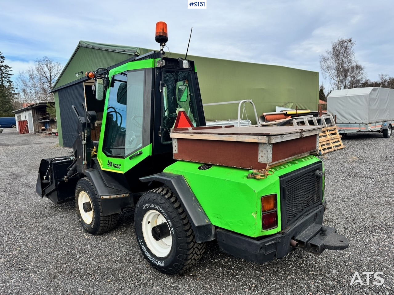 LM TRAC Skid steer loader with gears (VIDEO) - Komunálne/ Špeciálne stroje: obrázok 4 LM TRAC Skid steer loader with gears (VIDEO) - Komunálne/ Špeciálne stroje: obrázok 4