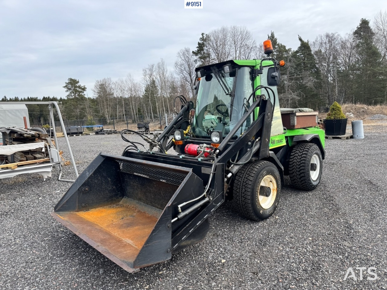 LM TRAC Skid steer loader with gears (VIDEO) - Komunálne/ Špeciálne stroje: obrázok 1 LM TRAC Skid steer loader with gears (VIDEO) - Komunálne/ Špeciálne stroje: obrázok 1