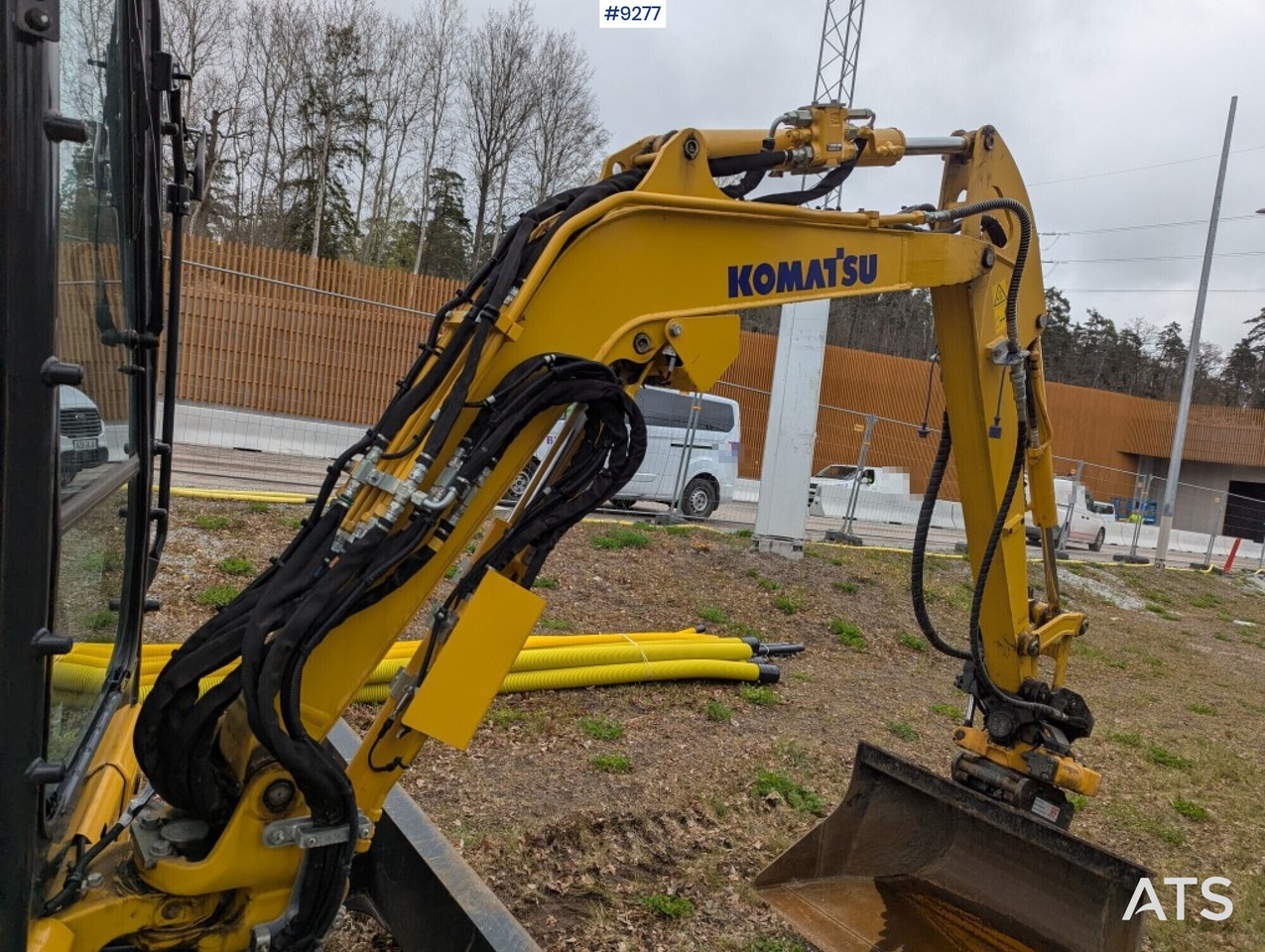Mini Excavator Komatsu PC26MR (See Video) - Mini rýpadlo: obrázok 4 Mini Excavator Komatsu PC26MR (See Video) - Mini rýpadlo: obrázok 4