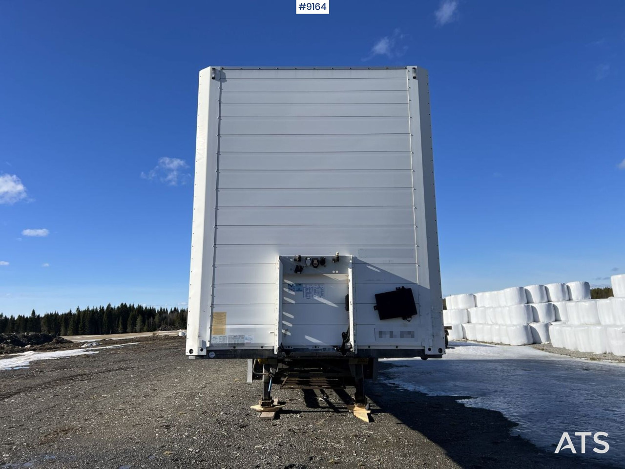 SCHMITZ CARGOBULL Megatrailer - Náves skriňové: obrázok 2 SCHMITZ CARGOBULL Megatrailer - Náves skriňové: obrázok 2