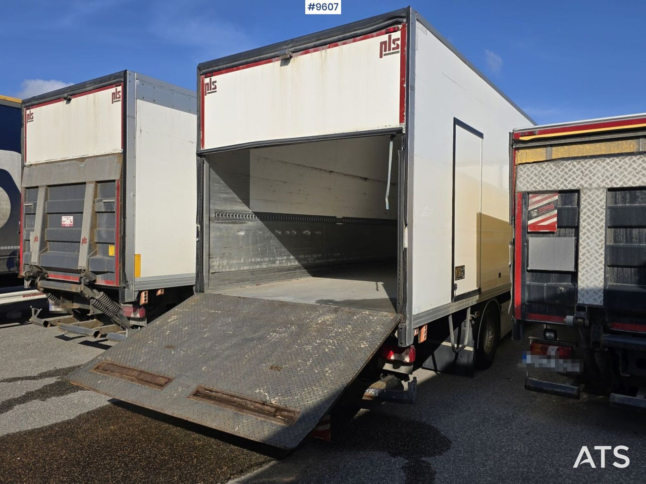 Scania P320 Skåpbil - Skříňový nákladní auto: obrázok 4 Scania P320 Skåpbil - Skříňový nákladní auto: obrázok 4