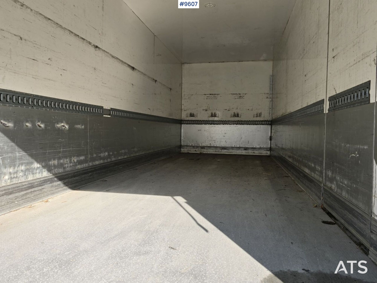 Scania P320 Skåpbil - Skříňový nákladní auto: obrázok 5 Scania P320 Skåpbil - Skříňový nákladní auto: obrázok 5