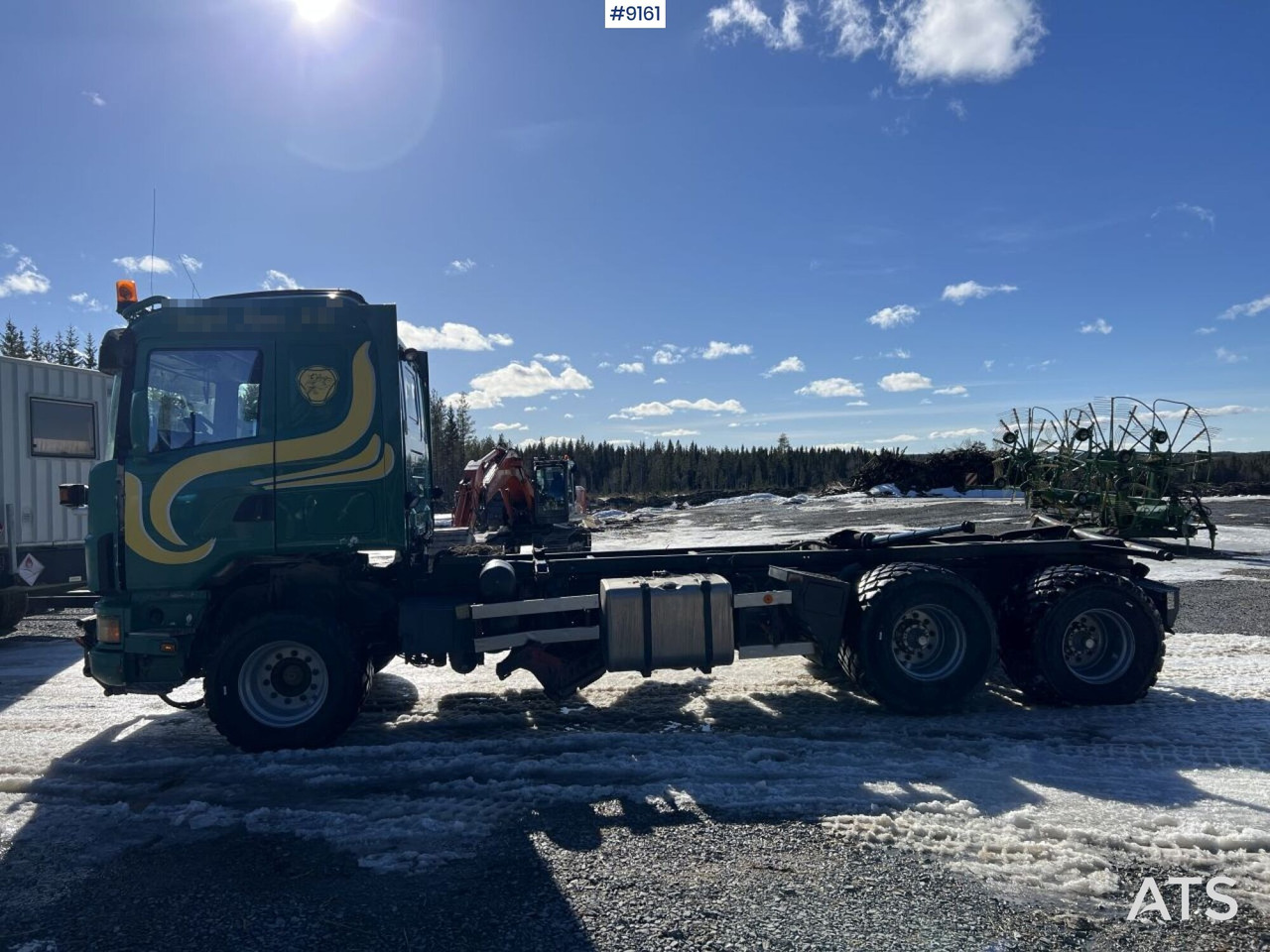 Podvozek s kabinou Scania R124 with cameleont quick lock, underbite and plow attachments: obrázok 9 Podvozek s kabinou Scania R124 with cameleont quick lock, underbite and plow attachments: obrázok 9