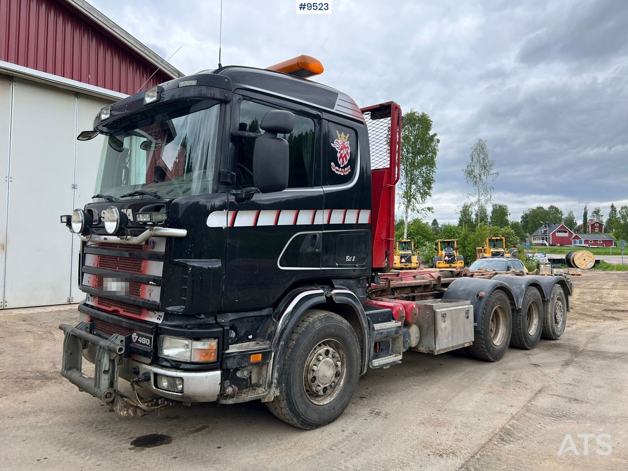 Scania R164 Tridem Hooklift - Hákový nosič kontajnerov: obrázok 1 Scania R164 Tridem Hooklift - Hákový nosič kontajnerov: obrázok 1