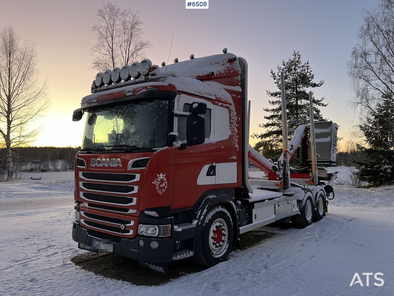Scania R560 Timber Truck with crane - Nákladné vozidlo na prepravu dreva: obrázok 2 Scania R560 Timber Truck with crane - Nákladné vozidlo na prepravu dreva: obrázok 2