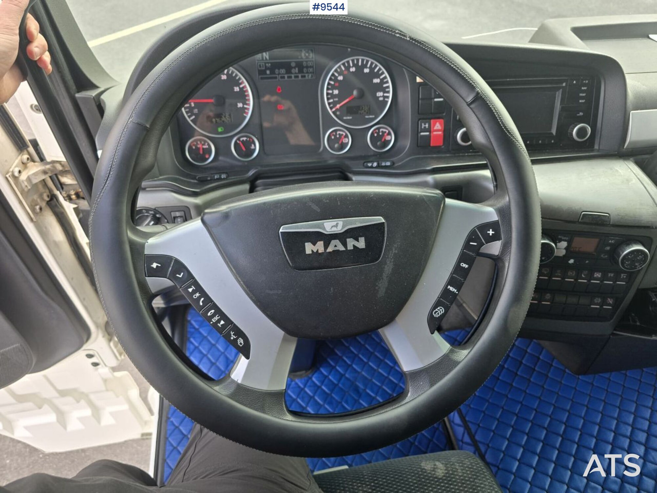 Ťahač Tractor Unit MAN TGX 6x2: obrázok 32 Ťahač Tractor Unit MAN TGX 6x2: obrázok 32