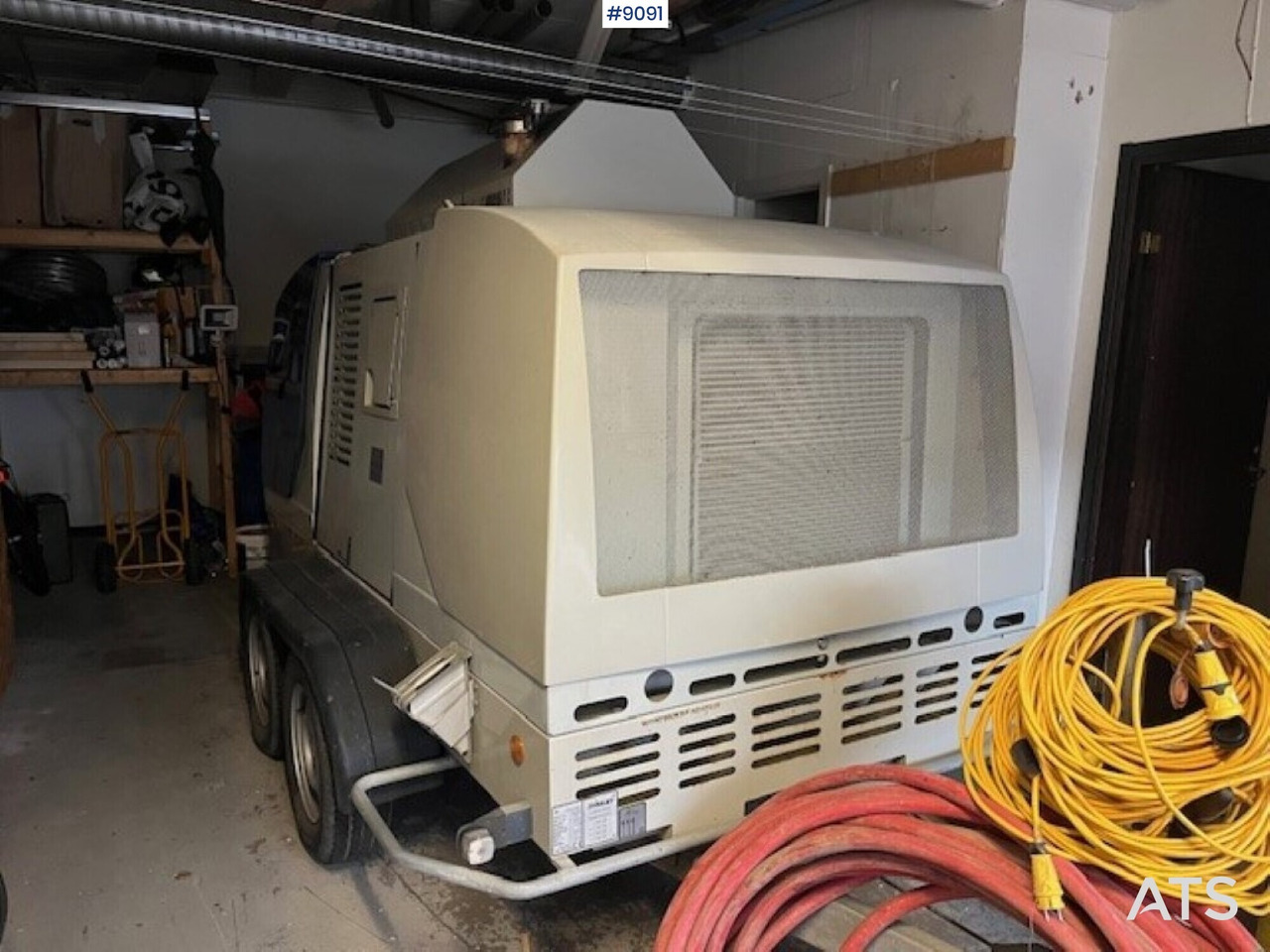 Ultrahigh-pressure cleaner unit - Dynajet UHP 220 2800/27T - Stavebné zariadenia: obrázok 2 Ultrahigh-pressure cleaner unit - Dynajet UHP 220 2800/27T - Stavebné zariadenia: obrázok 2