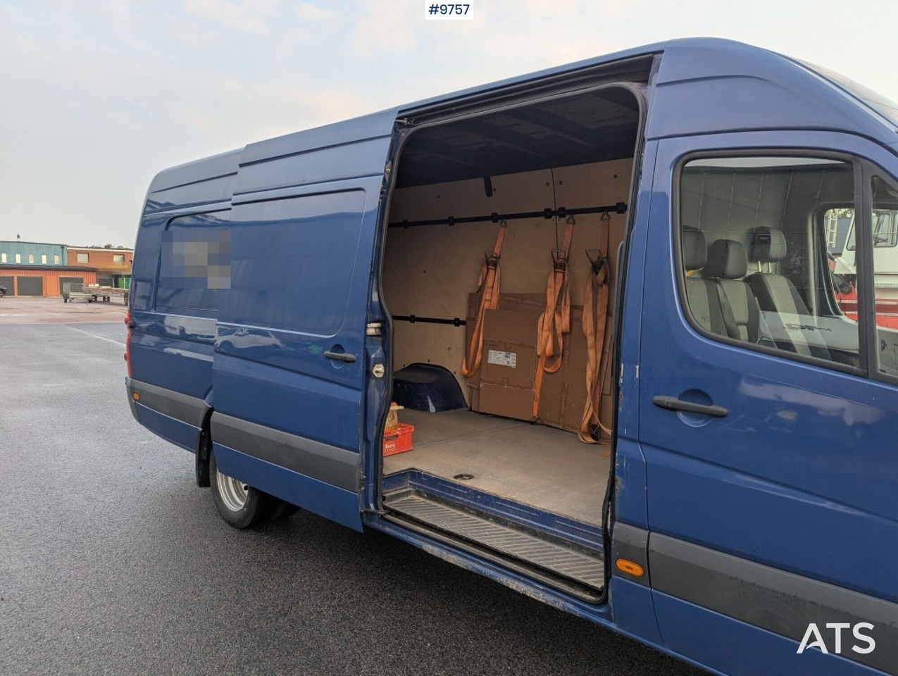 Volkswagen Crafter 50 van, C-registered - Furgon: obrázok 5 Volkswagen Crafter 50 van, C-registered - Furgon: obrázok 5