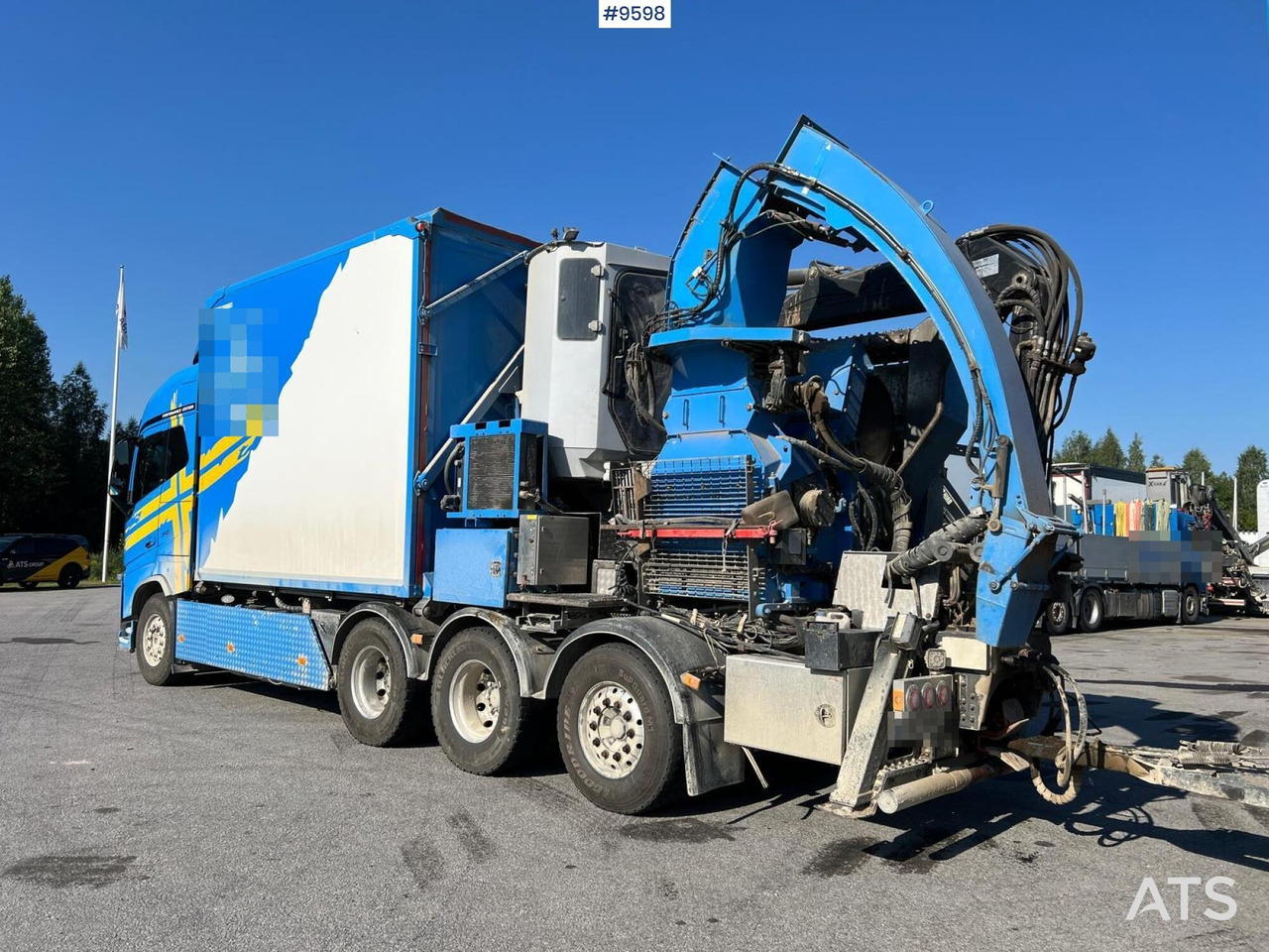 Volvo FH16 8*4 Bruks wood chipper - Sklápač, Auto s hydraulickou rukou: obrázok 4 Volvo FH16 8*4 Bruks wood chipper - Sklápač, Auto s hydraulickou rukou: obrázok 4