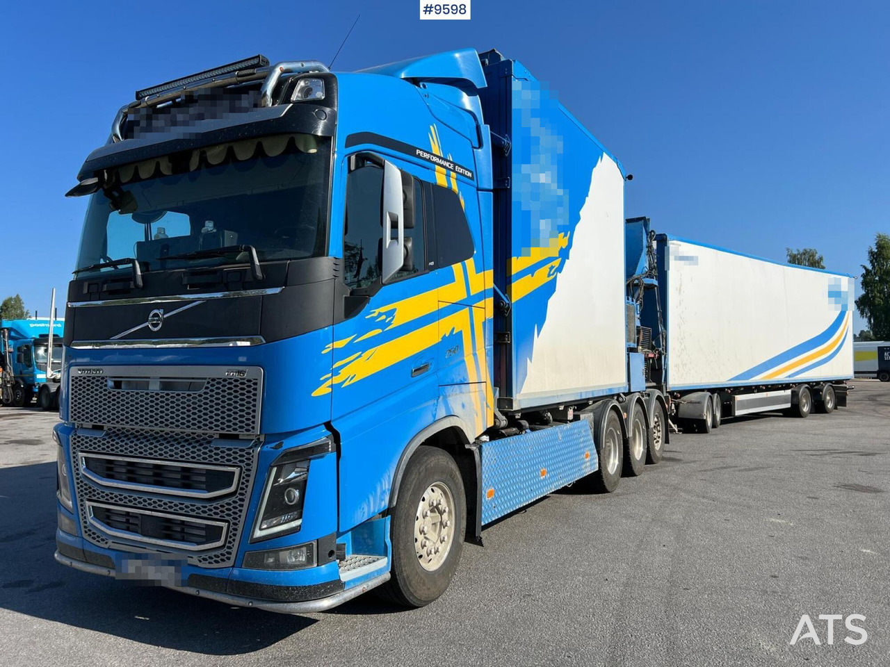 Volvo FH16 8*4 Bruks wood chipper - Sklápač, Auto s hydraulickou rukou: obrázok 1 Volvo FH16 8*4 Bruks wood chipper - Sklápač, Auto s hydraulickou rukou: obrázok 1