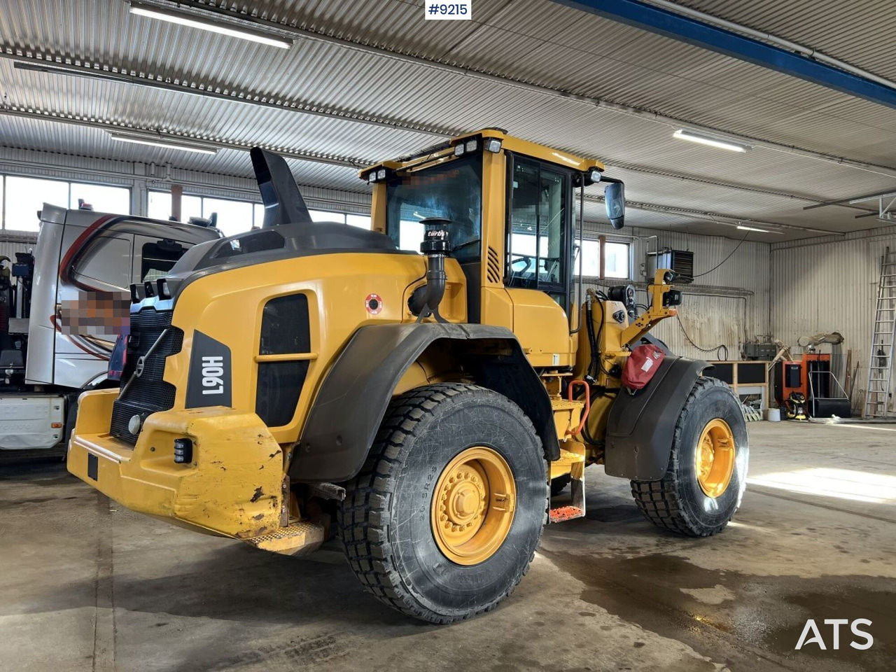 Volvo L 90 H Wheel loader (VIDEO) - Kolesový nakladač: obrázok 4 Volvo L 90 H Wheel loader (VIDEO) - Kolesový nakladač: obrázok 4