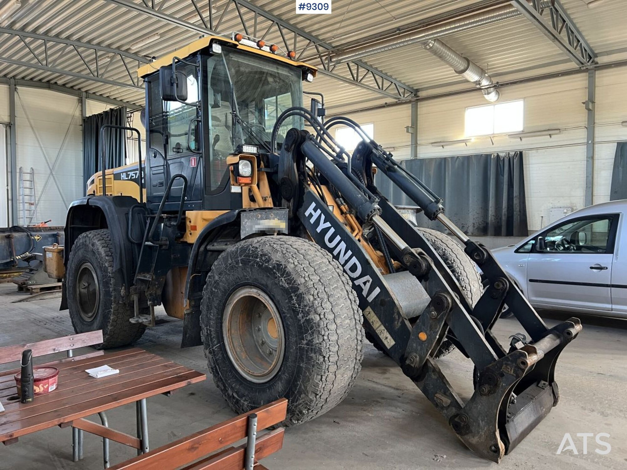 Wheel Loader Hyundai HL757TM-9 - Kolesový nakladač: obrázok 3 Wheel Loader Hyundai HL757TM-9 - Kolesový nakladač: obrázok 3