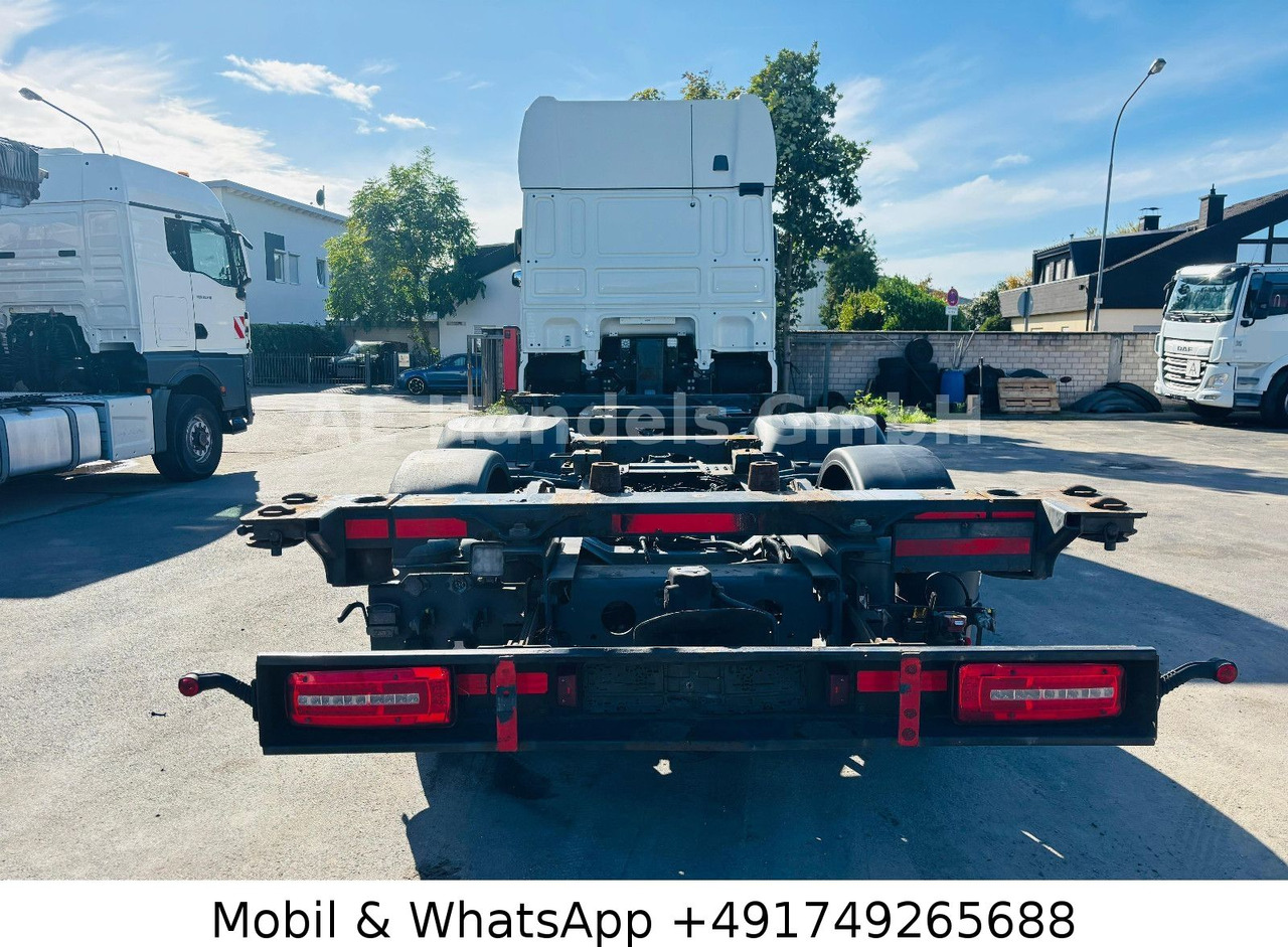 DAF XF480 SSC BDF *Retarder/Lenk+Lift/ACC/2xTank/AHK - Podvozek s kabinou: obrázok 4 DAF XF480 SSC BDF *Retarder/Lenk+Lift/ACC/2xTank/AHK - Podvozek s kabinou: obrázok 4