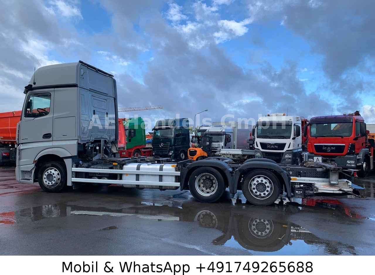 Mercedes-Benz Actros V 2545 BigSpace LL*Retarder/LBW/Lenk+Lift - Podvozek s kabinou: obrázok 2 Mercedes-Benz Actros V 2545 BigSpace LL*Retarder/LBW/Lenk+Lift - Podvozek s kabinou: obrázok 2