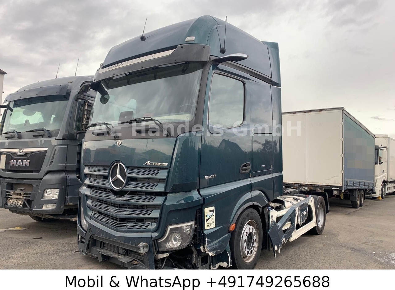 Mercedes-Benz Actros V 1843 L LL LowDeck *Retarder/ACC/2xTank - Ťahač: obrázok 1 Mercedes-Benz Actros V 1843 L LL LowDeck *Retarder/ACC/2xTank - Ťahač: obrázok 1