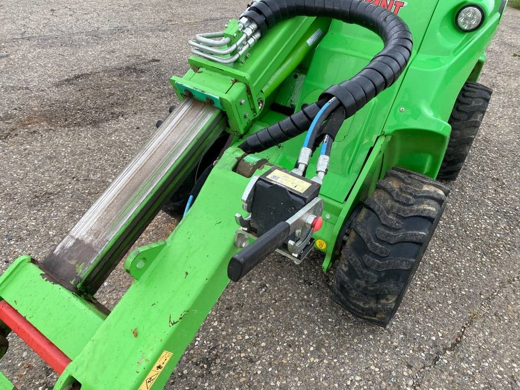 Kĺbový nakladač Avant M 528 EIPTT /Certificat CE endommagée: obrázok 25 Kĺbový nakladač Avant M 528 EIPTT /Certificat CE endommagée: obrázok 25