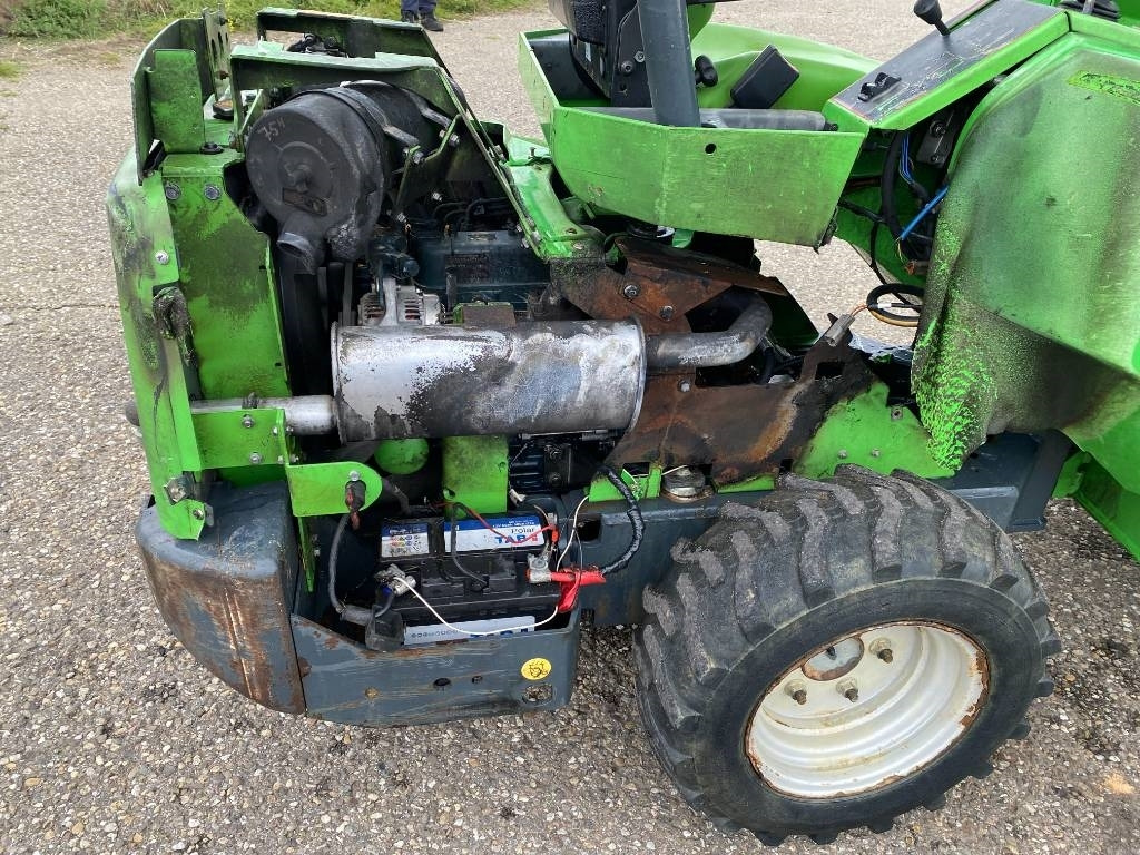 Kĺbový nakladač Avant M 528 EIPTT /Certificat CE endommagée: obrázok 41 Kĺbový nakladač Avant M 528 EIPTT /Certificat CE endommagée: obrázok 41