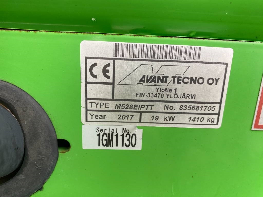 Kĺbový nakladač Avant M 528 EIPTT /Certificat CE endommagée: obrázok 10 Kĺbový nakladač Avant M 528 EIPTT /Certificat CE endommagée: obrázok 10