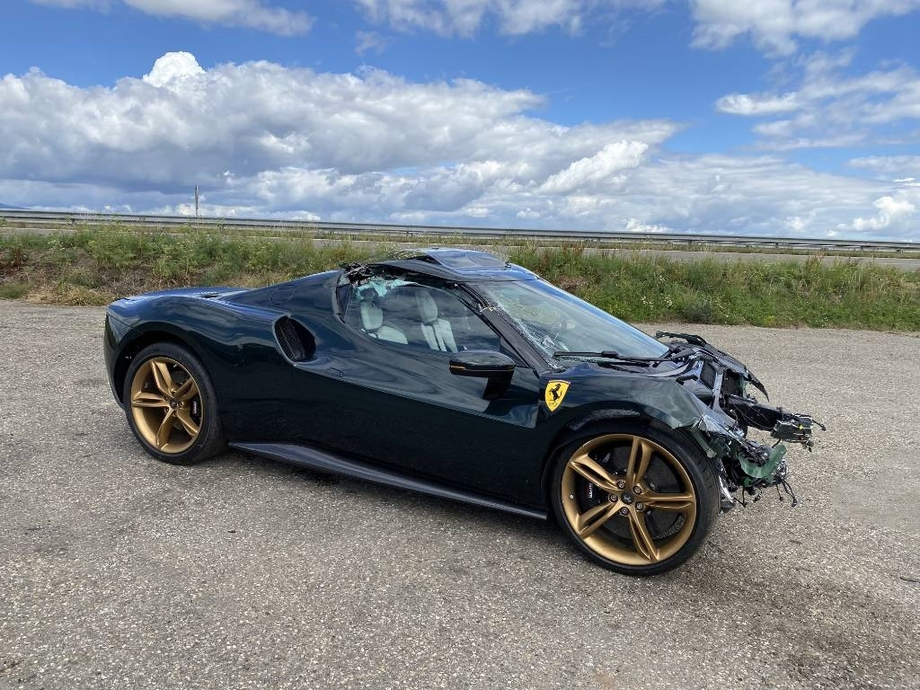 Ferrari 296 GTB 3.0Turbo Hybride / 1er Main endommagé - Coupe: obrázok 3 Ferrari 296 GTB 3.0Turbo Hybride / 1er Main endommagé - Coupe: obrázok 3