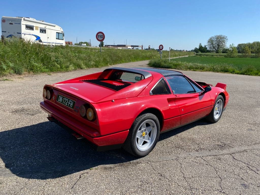 Ferrari 328 GTS / Origine Française endommagé - Automobil: obrázok 5 Ferrari 328 GTS / Origine Française endommagé - Automobil: obrázok 5