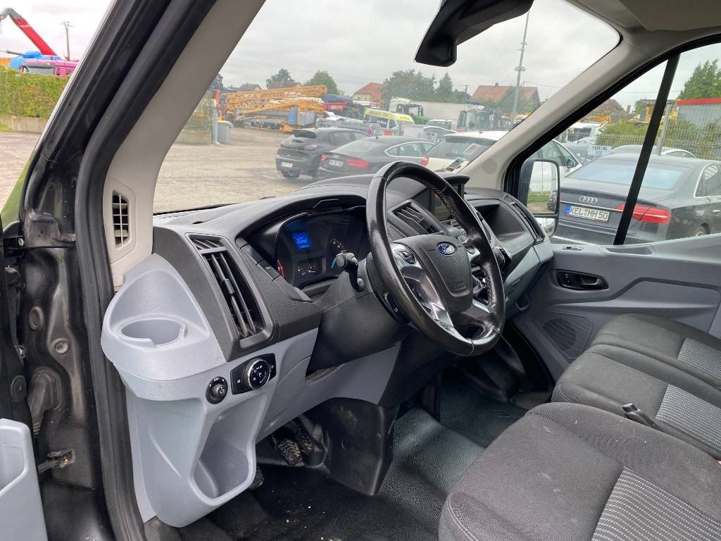 Dodávka skriňová nadstavba Ford TRANSIT L2H2 2.0 TDCI EcoBlue 130 A Réparer: obrázok 16