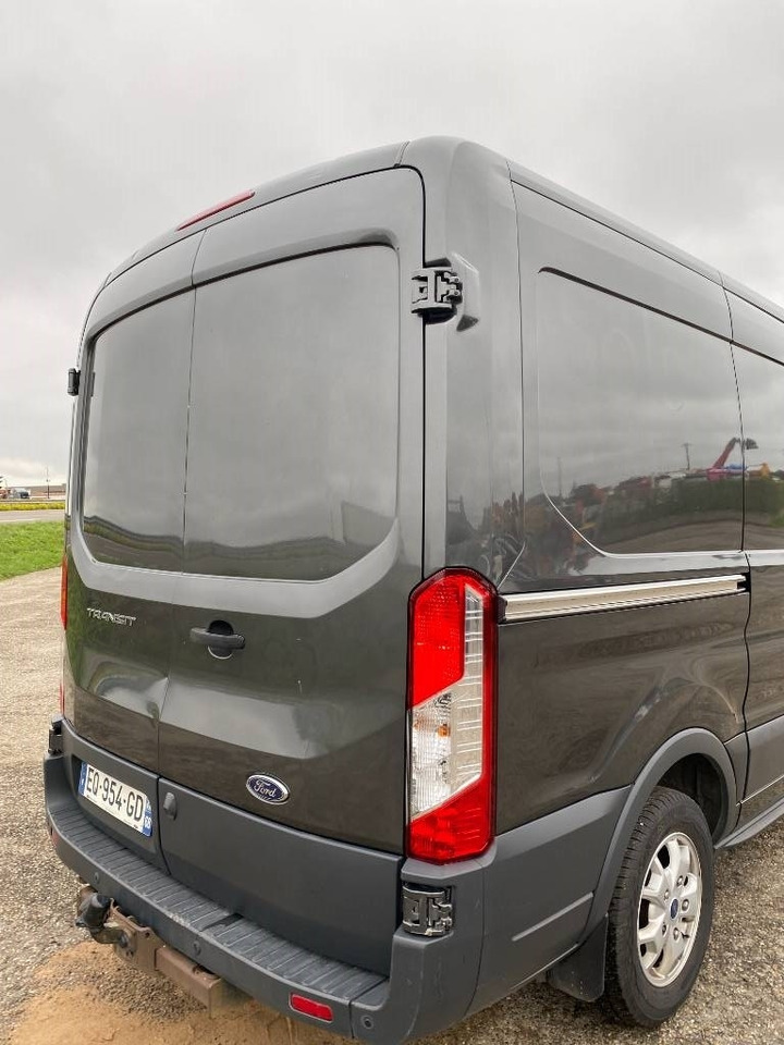 Dodávka skriňová nadstavba Ford TRANSIT L2H2 2.0 TDCI EcoBlue 130 A Réparer: obrázok 30
